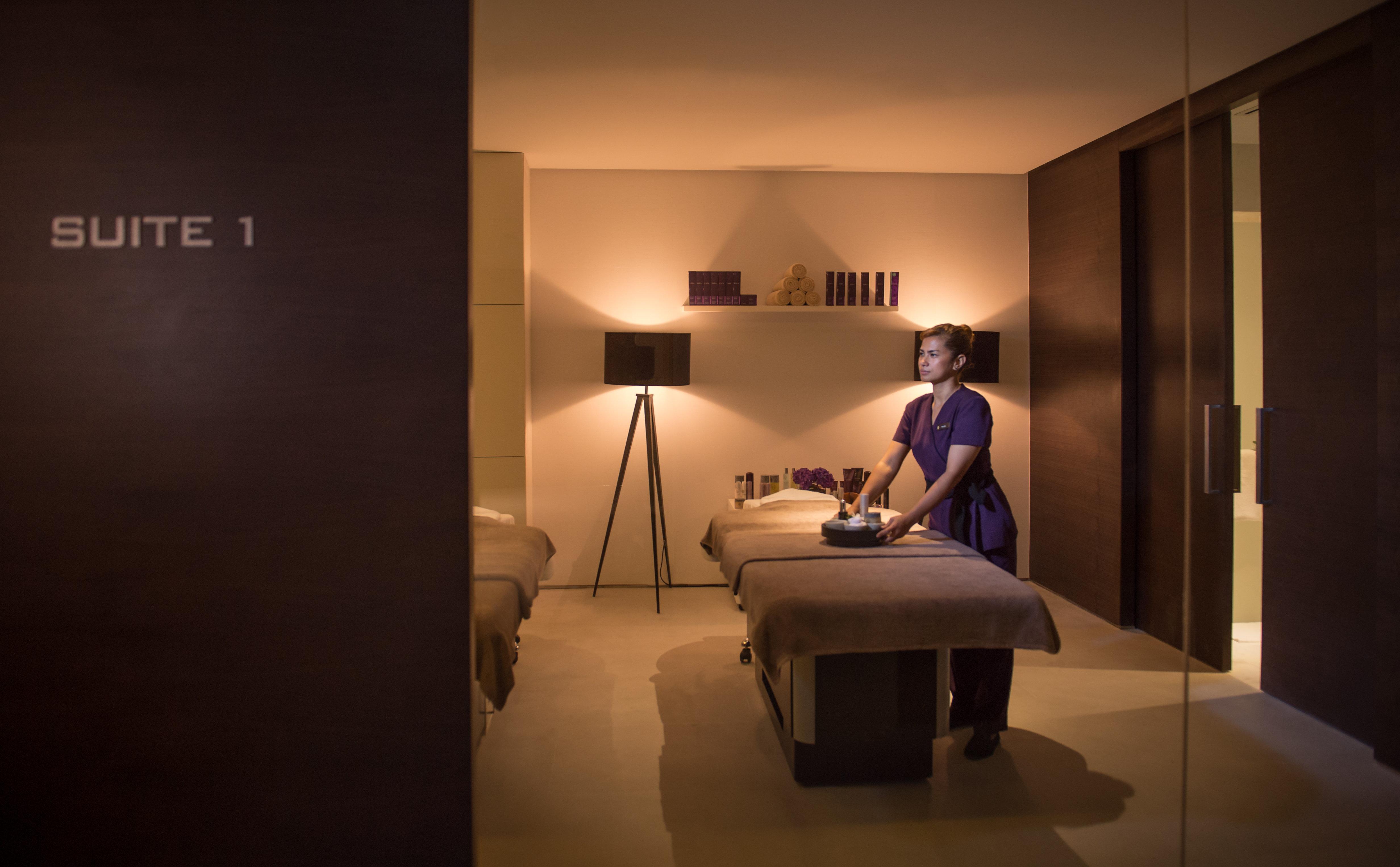 Intercontinental Dubai Marina By Ihg Hotel Ngoại thất bức ảnh The Spa at The Landmark