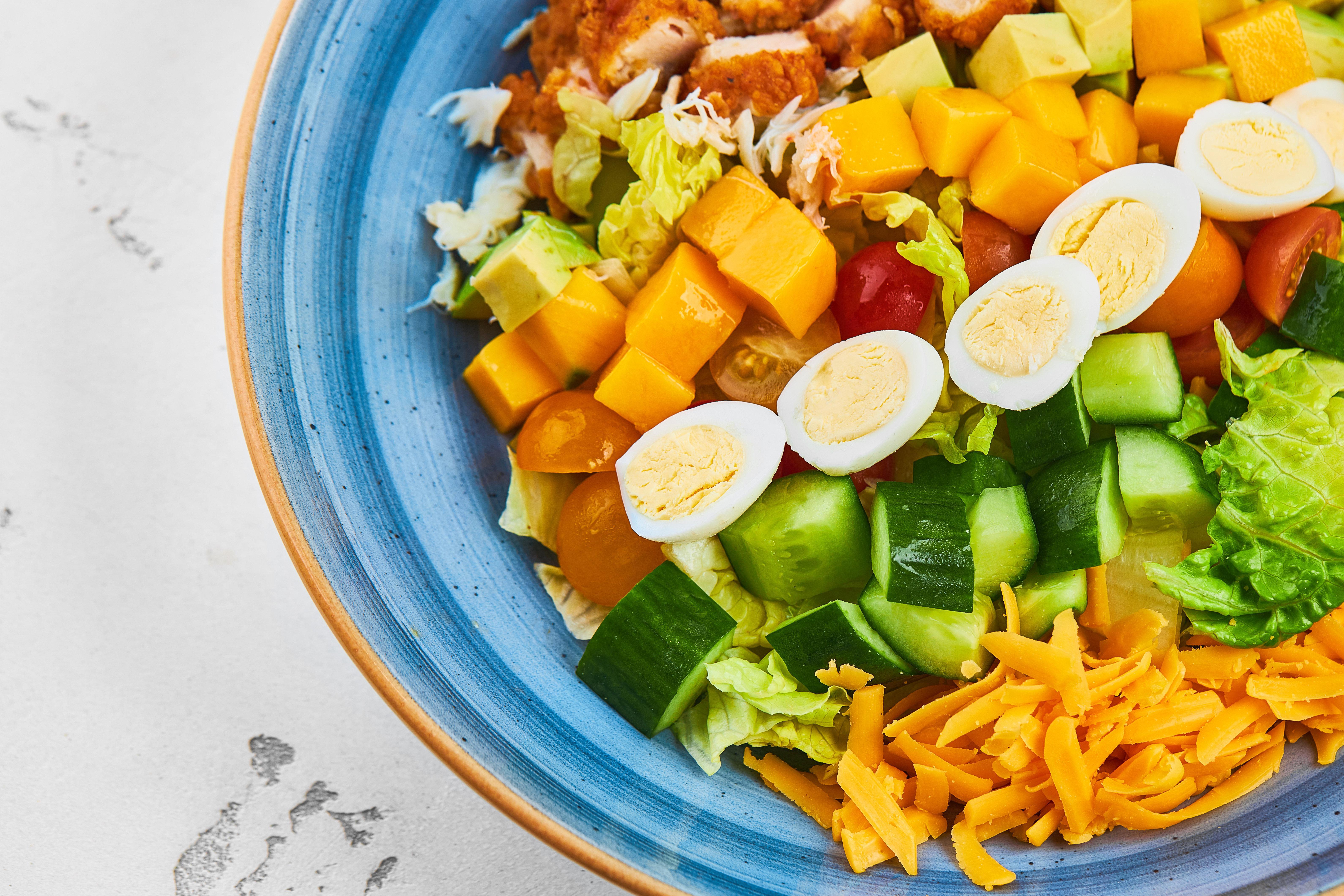 Intercontinental Dubai Marina By Ihg Hotel Ngoại thất bức ảnh A salad with hard-boiled eggs